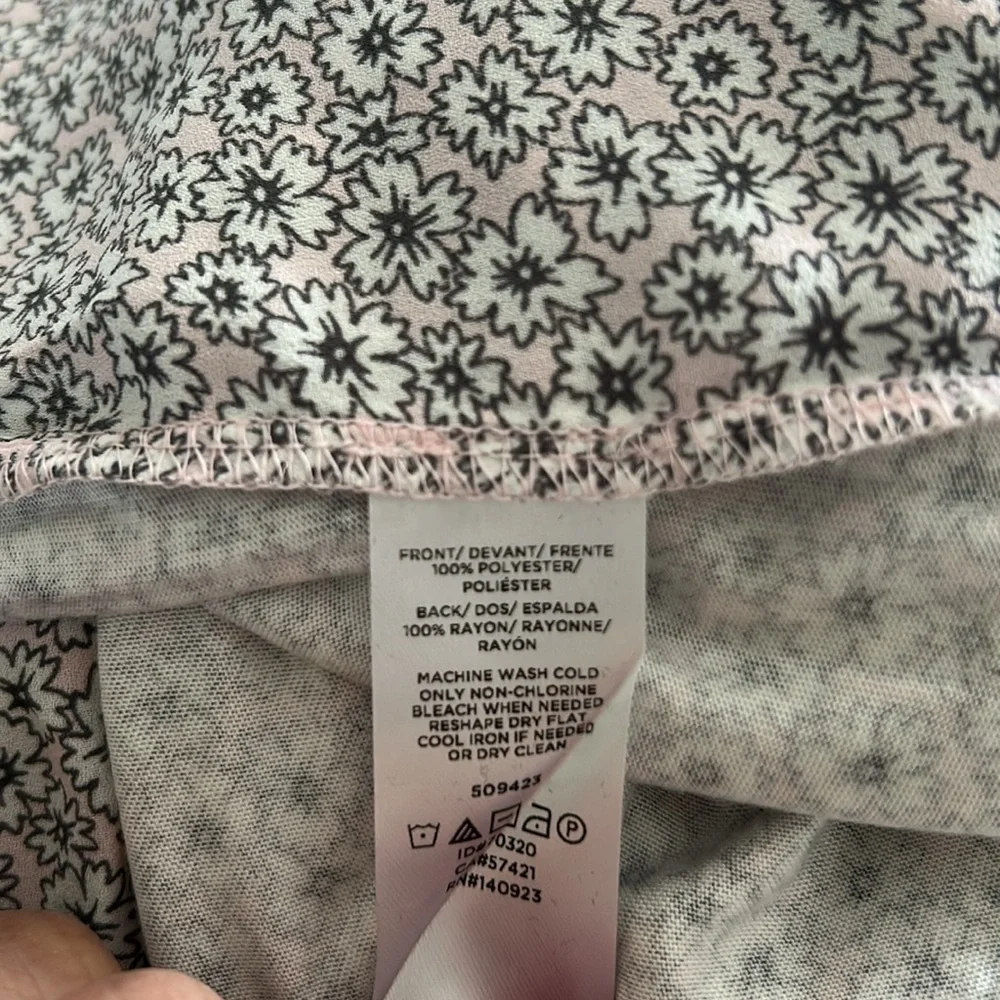 LOFT Women's Floral Blouse - Pink and White - Picture 10 of 10